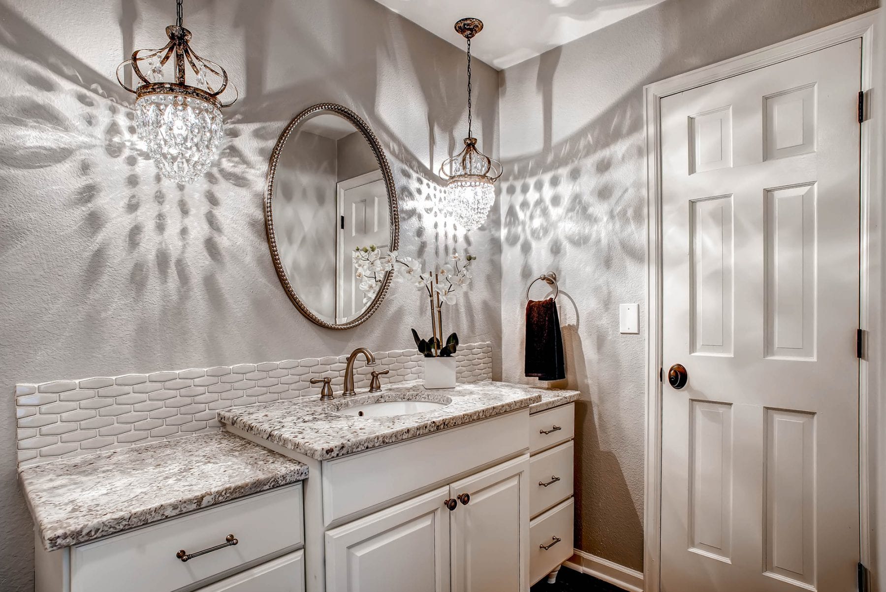 Denver bathroom remodel contractors